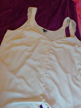 torrid Cream Lace-Trim Button-Front Camisole Top